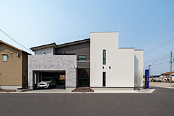 【ヤマト住建】本巣郡北方町　ビルトインガレージと高性能を兼ねたデザイナーズ住宅