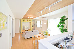 【ヤング開発】ローズビレッジ宝殿駅前グレイス