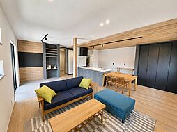 マルチスペースのある邸宅　ブリエガーデン上藤沢第4　新築全1棟　
