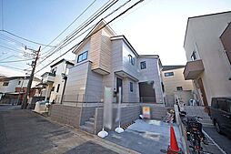 吹抜けを配した開放感ある明るいLDK・ZEH水準の省エネ住宅