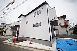 角地につき開放感良好・カースペース並列2台可・長期優良住宅・太陽光発電搭載