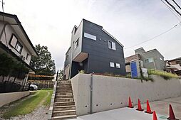 51坪のゆとりある土地・6m公道につき開放感良好・広い屋上から眺望絶景の4LDK