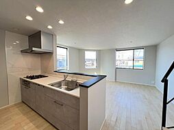 川口市芝高木　新築分譲住宅