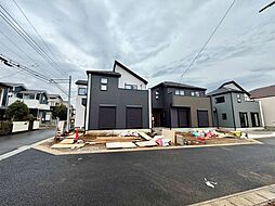 駅近×日当たり良好で静か。駅徒歩６分の全８邸。ママに嬉しい大型公園すぐで静かな立地