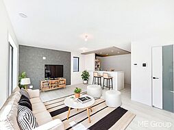 グラファーレ　吉川市新栄２丁目　５期　新築一戸建て　全１棟