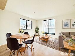 グラファーレ　川口市前川町４丁目　３期　新築一戸建て　全５棟