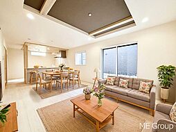 桶川市坂田　１０期　新築一戸建て　全１棟