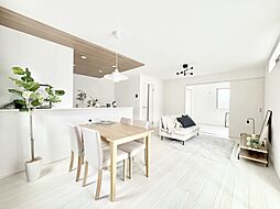 グラファーレ　上尾市瓦葺１３期　新築一戸建て　全８棟