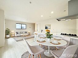 川口市元郷３丁目　新築一戸建て　全３棟