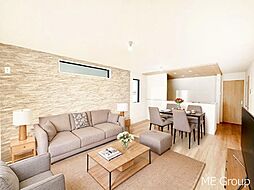 グラファーレ　三郷市鷹野　１０期　新築一戸建て　全２棟