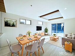 草加市新里町　３期　新築一戸建て　全５棟