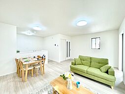 草加市北谷３丁目　新築一戸建て　全１棟