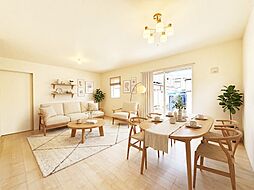 春日部市東中野　新築一戸建て　全１棟