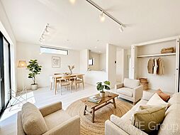 さいたま市岩槻区新方須賀　新築一戸建て　全２棟