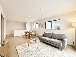 桶川市鴨川１丁目　新築一戸建て　全８棟