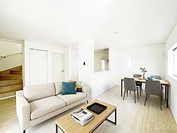 草加市谷塚町　第２０　新築一戸建て　全２棟