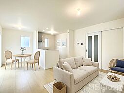 越谷市千間台東３丁目　新築一戸建て　全２棟