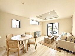 川口市鳩ヶ谷本町３丁目　新築一戸建て　全２棟