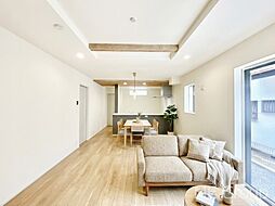 草加市新善町　新築一戸建て　全１棟