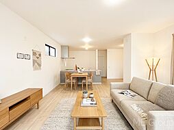 草加市吉町４丁目　９期　新築一戸建て　全１棟　