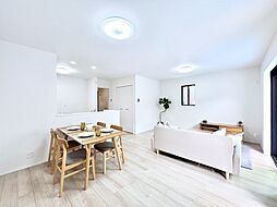 春日部市一ノ割１丁目　新築一戸建て　全８棟