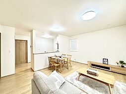 川口市芝中田２丁目　新築一戸建て　全６棟