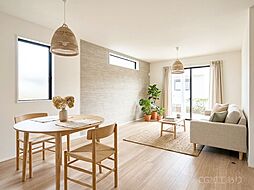 グラファーレ　草加市弁天４丁目　９期　新築一戸建て　全１棟