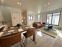 ＜北篠崎2丁目＞全2棟 8ｍ公道面 開放感のあるLDKの新築戸建【三信不動産販売】