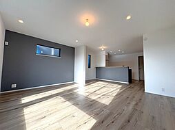 ＜松島4丁目＞300万円大幅値引/新小岩駅徒歩13分/ビルトインガレージ付【三信不動産販売】