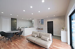 【スーパーが徒歩2分】湖南市菩提寺　新築一戸建て