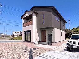 ＜久喜市栗橋中央2丁目＞小学校まで徒歩7分、買い物施設も徒歩圏内に揃う便利な住環境