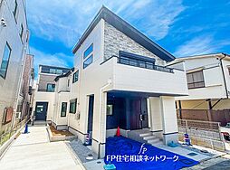 [JR中央線「武蔵境」駅徒歩圏内、ウォークインクローゼットを設けた家。]