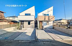 【JR中央線 武蔵小金井駅徒歩13分、2階にLDKを配した明るい家。】