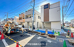 【京王線 府中駅徒歩11分、前面道路6mの広がりを感じられる立地。】