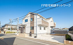 【18帖以上のLDKに居室5部屋のゆとりある邸宅。】