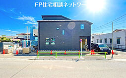 「グラファーレ 住宅性能評価取得の家 前面道路10mと広く開放感のある立地」