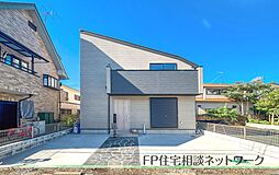 「国分寺駅・府中駅にアクセス可能、リビング18帖の整形地。」
