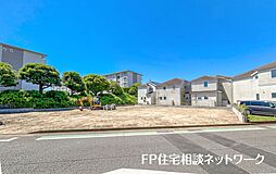 【全棟18帖以上のLDK、お車2台駐車可能なゆとりあるスペース。】