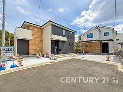 ◆目を惹くお洒落な外観デザイン！23帖超の大空間リビング！春には美しい桜並木が楽しめる緑豊かなエリアに新邸誕生です◆