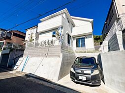 ◆木の温もりを感じる、明るくおしゃれな北欧ナチュラル仕様の家！おうち時間がさらに充実するプライベートなお庭付き◆【価格変更しました】
