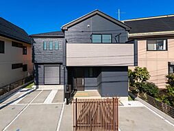 カースペースは並列２台　長期優良住宅です