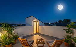 周りの目が気にならない、天空の「スカイバルコニー」のあるマイホーム