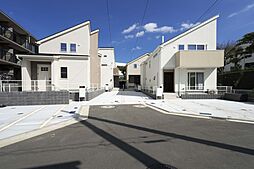 秋葉町 全8棟 P2台~3台可