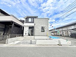 越谷市谷中町１丁目　３期　新築一戸建て　全１棟　南西角地！陽当たり良好、広々LDKのお家(990950581)