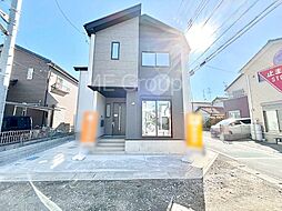 八潮市大瀬 6期 新築一戸建て 全1棟 キッチン廻りをすっきりと整理できるパントリー収納があるお家(990970024)