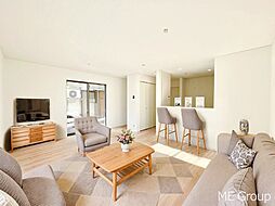 足立区六木４丁目　第１６　新築一戸建て　全１棟　全室２面採光、ＬＤＫ17.5帖のゆとりある住空間のお家(990988360)