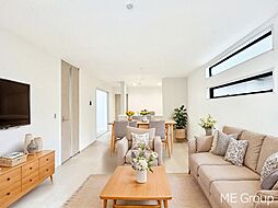 松戸市六実１丁目　新築一戸建て　全１棟　多目的に使用できる和室のあるお家（990991582）