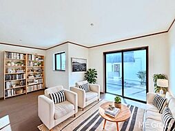 船橋市三山３丁目　新築一戸建て　全２棟　子育て安心、徒歩圏内に教育・生活施設が充実のお家(28976865)