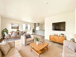 江戸川区鹿骨１丁目　８期　新築一戸建て　全３棟　床暖房の温もりに包まれるＬＤＫが家族の寛ぎ空間のお家(22669621)