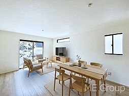 柏市大室　新築一戸建て　全１２棟　料理しながら家族と会話を楽しめる対面キッチンのお家(8326984)